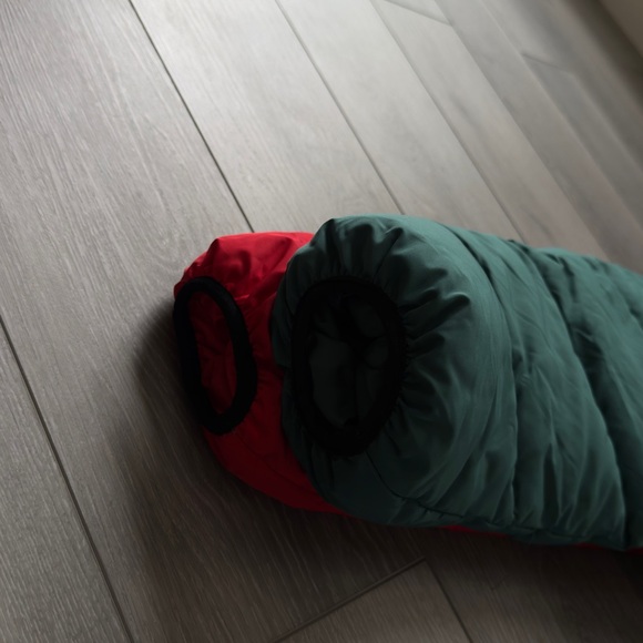 URBAN OUTFITTERS RED PUFFER JACKET WUTH FLEECE LINING - Picture 5 of 5